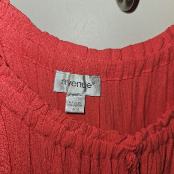 Avenue Red Maxi Dress - Picture 2 of 4